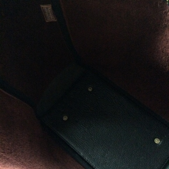 Dooney & Bourke handbag - Picture 4 of 6